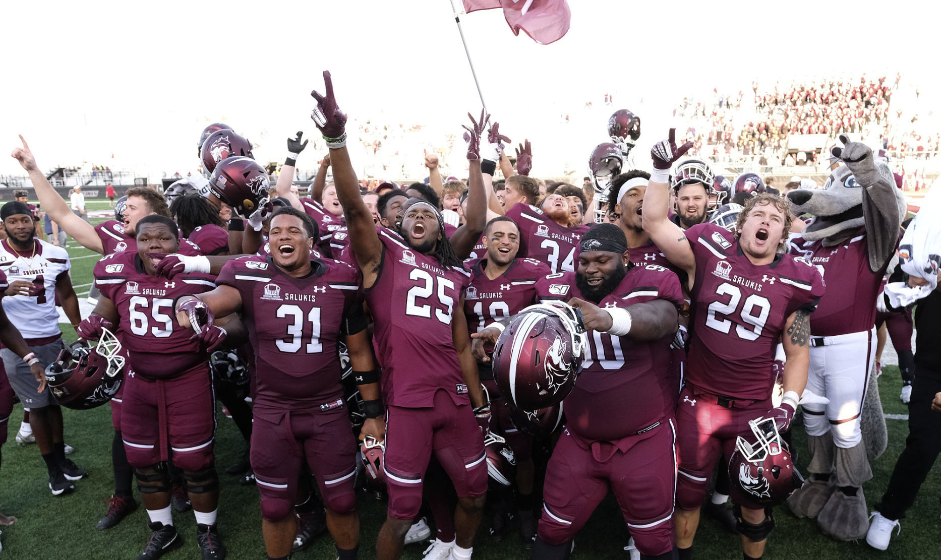 SIU defeats Youngstown State